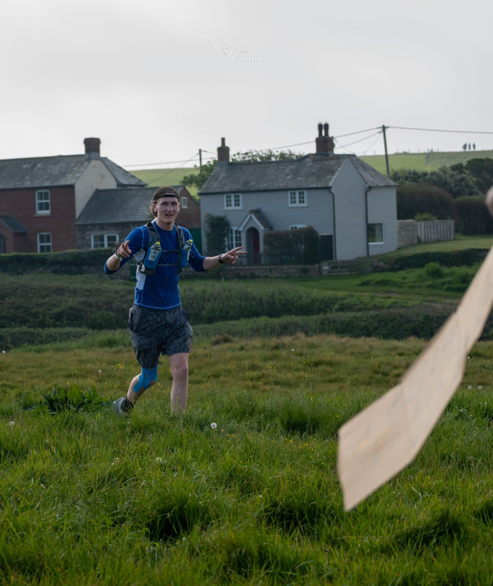 Runner at the Isle of Wight Ultra Challenge, photographed by Megan Farrer